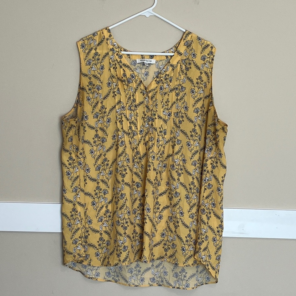 Rose + Olive Sleeveless Blouse